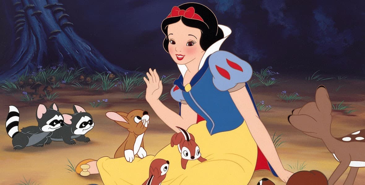 Snow White vs Rachel Zegler - Original Movies version from Snow White